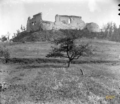 Château en ruines (Coucy-le-Château-Auffrique)